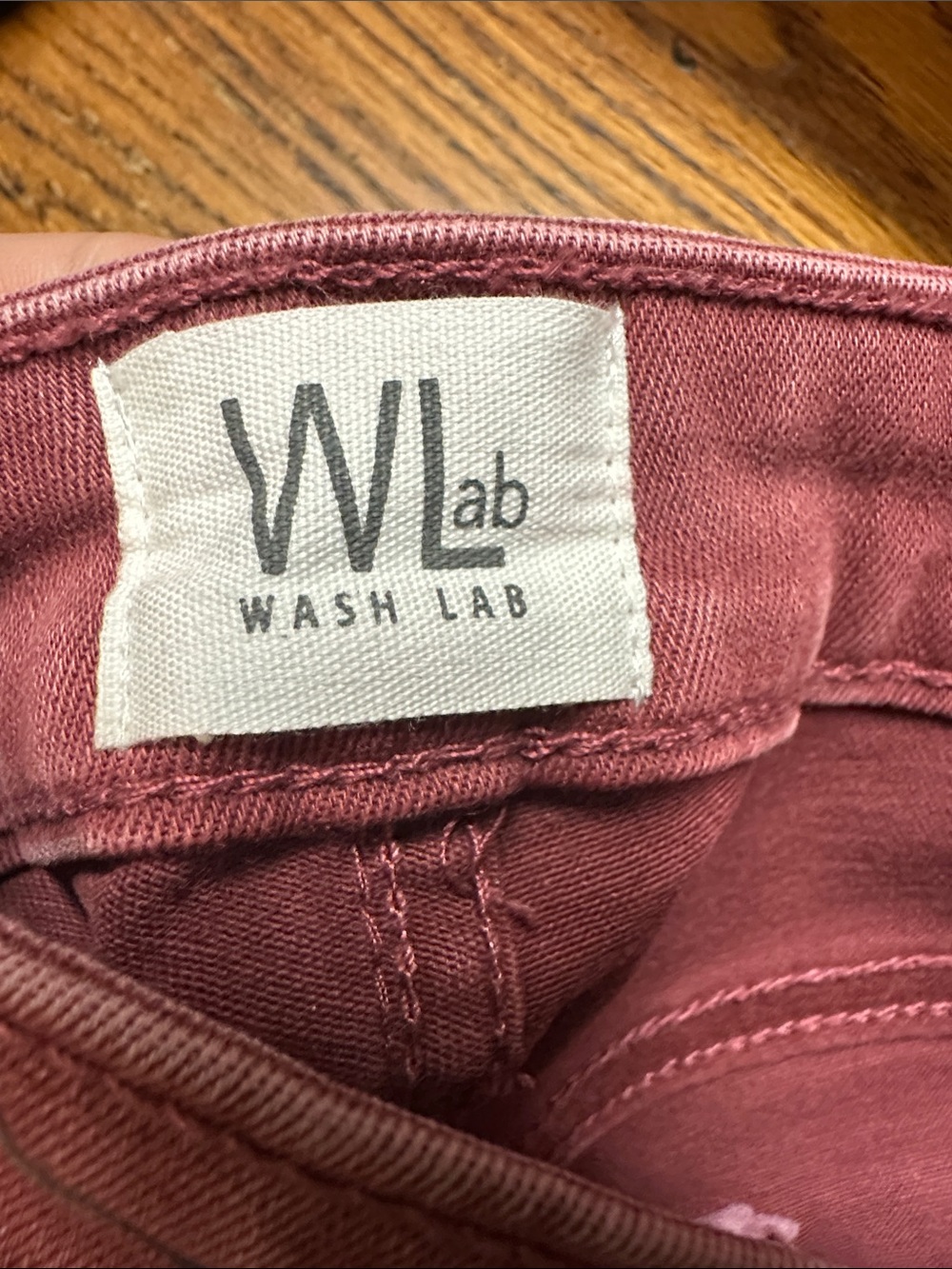Women's Skinny Jeans in Dusty Rose - Picture 8 of 8